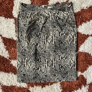 Michael Kors Snake Print Pencil Skirt — Size 2P